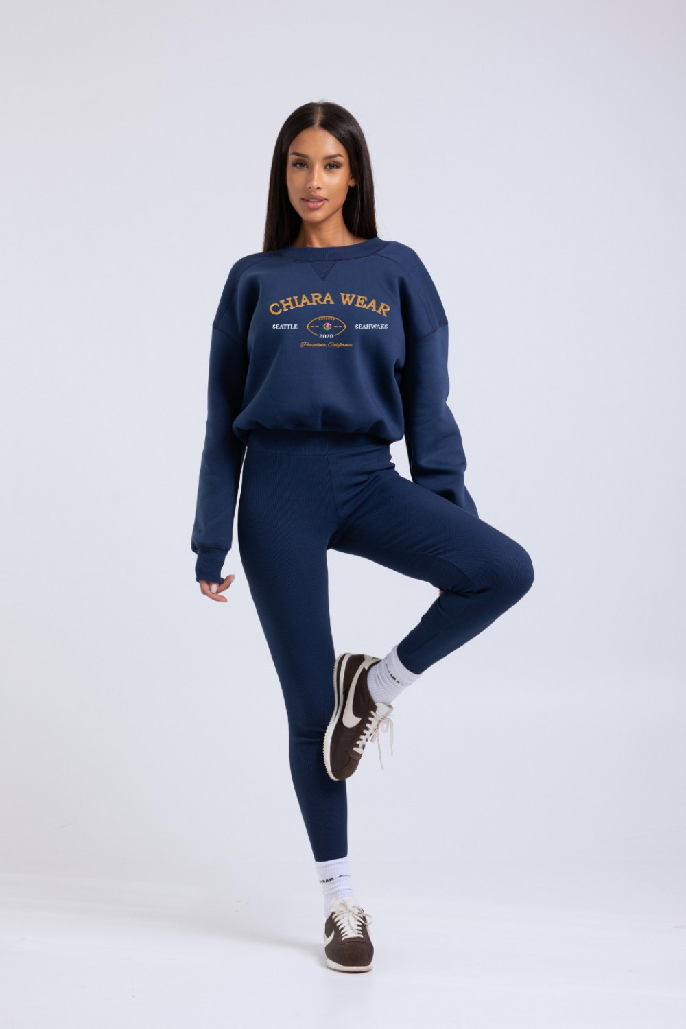 Bluza damska boxy haft CALIFORNIA - granatowy 5