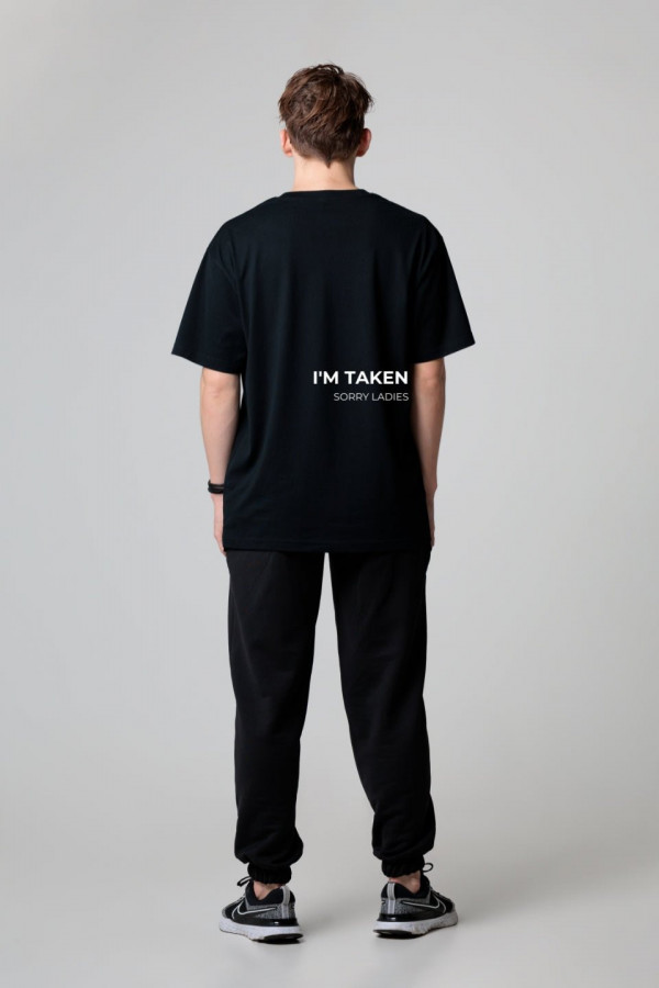 T-shirt bawełna z recyklingu oversize TAKEN nadruk biały - czarny 1