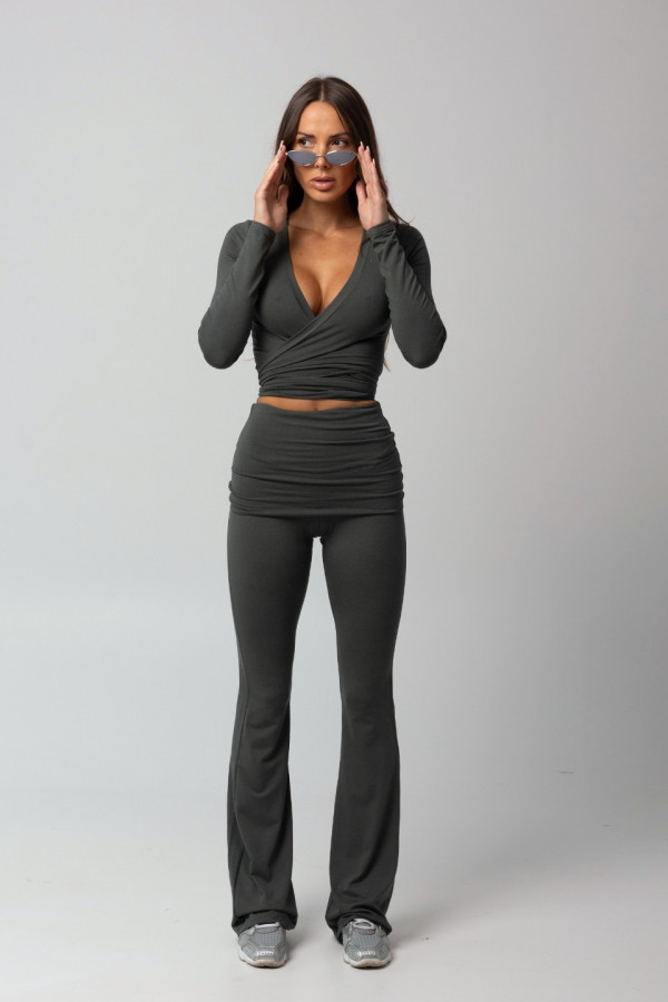 Longsleeve sportowy PILATES GIRL - khaki 5