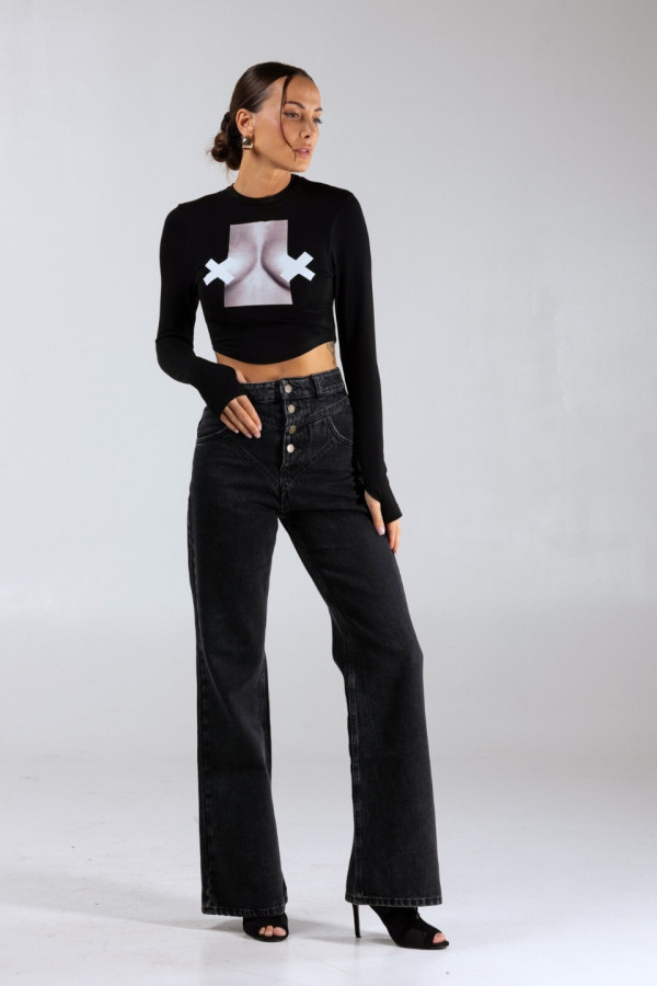 Krótki dopasowany longsleeve VALERIE nadruk XX BOOBIES 2 GATUNEK - czarny 2