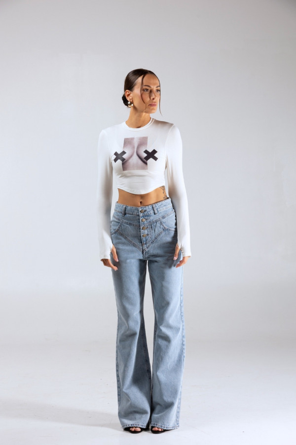 Krótki dopasowany longsleeve VALERIE nadruk XX BOOBIES - biały 5